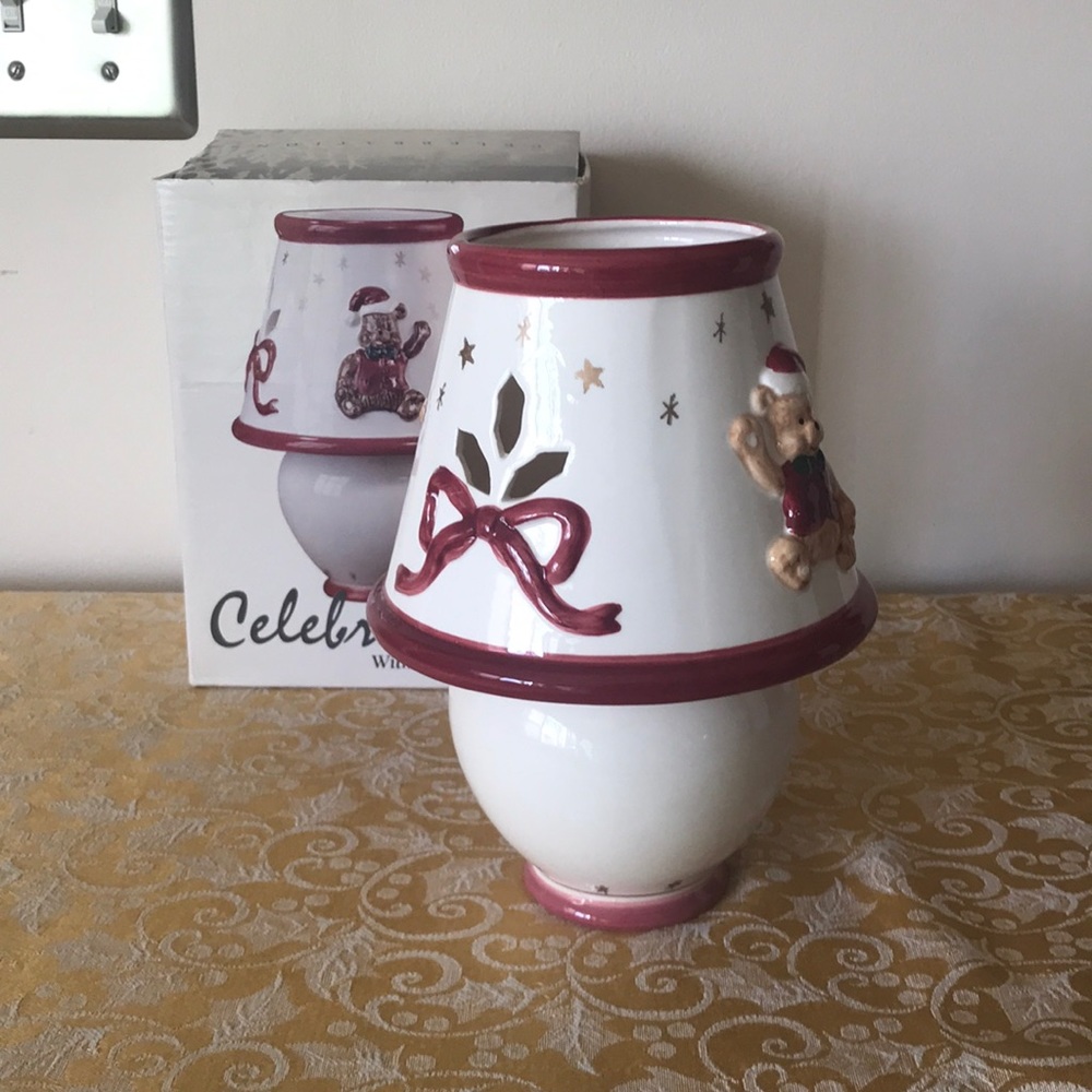 NEW Celebrations 8.25” bear tea light candle lamp